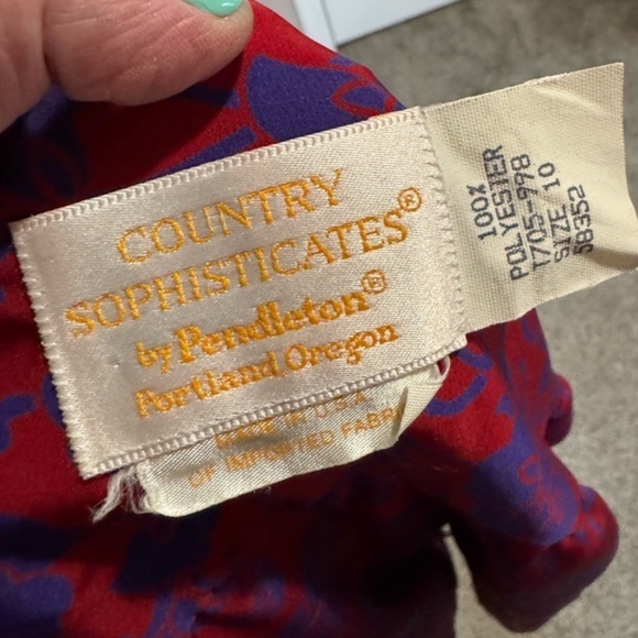 Pendleton Red and Purple Vintage Woman’s Blouse Size 10 - Picture 3 of 3